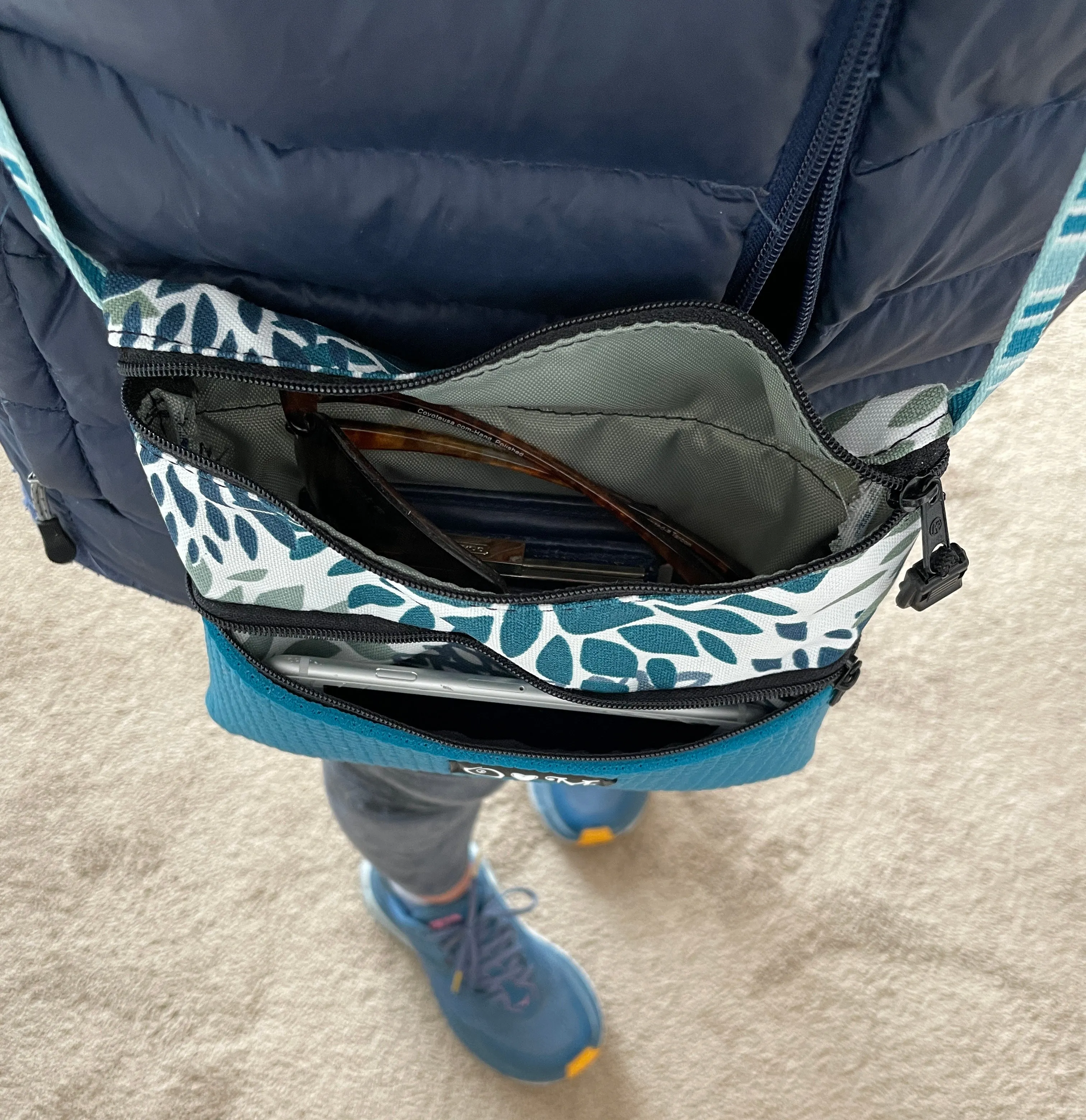 3 Zip Bag Blue- Turtle Blue/Green Turtle Print Fabric