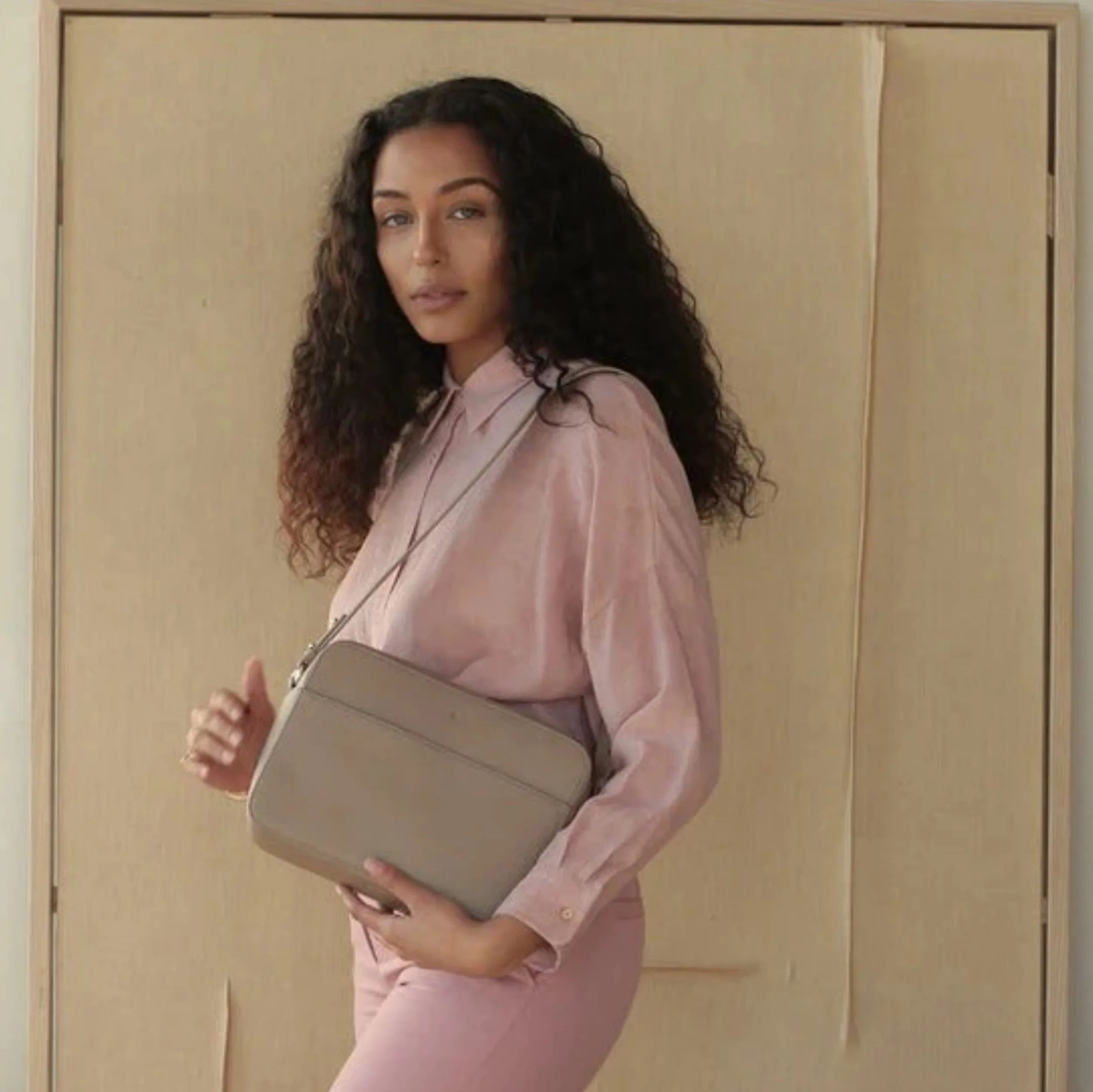 Bloom Bag (Stone Pebble)