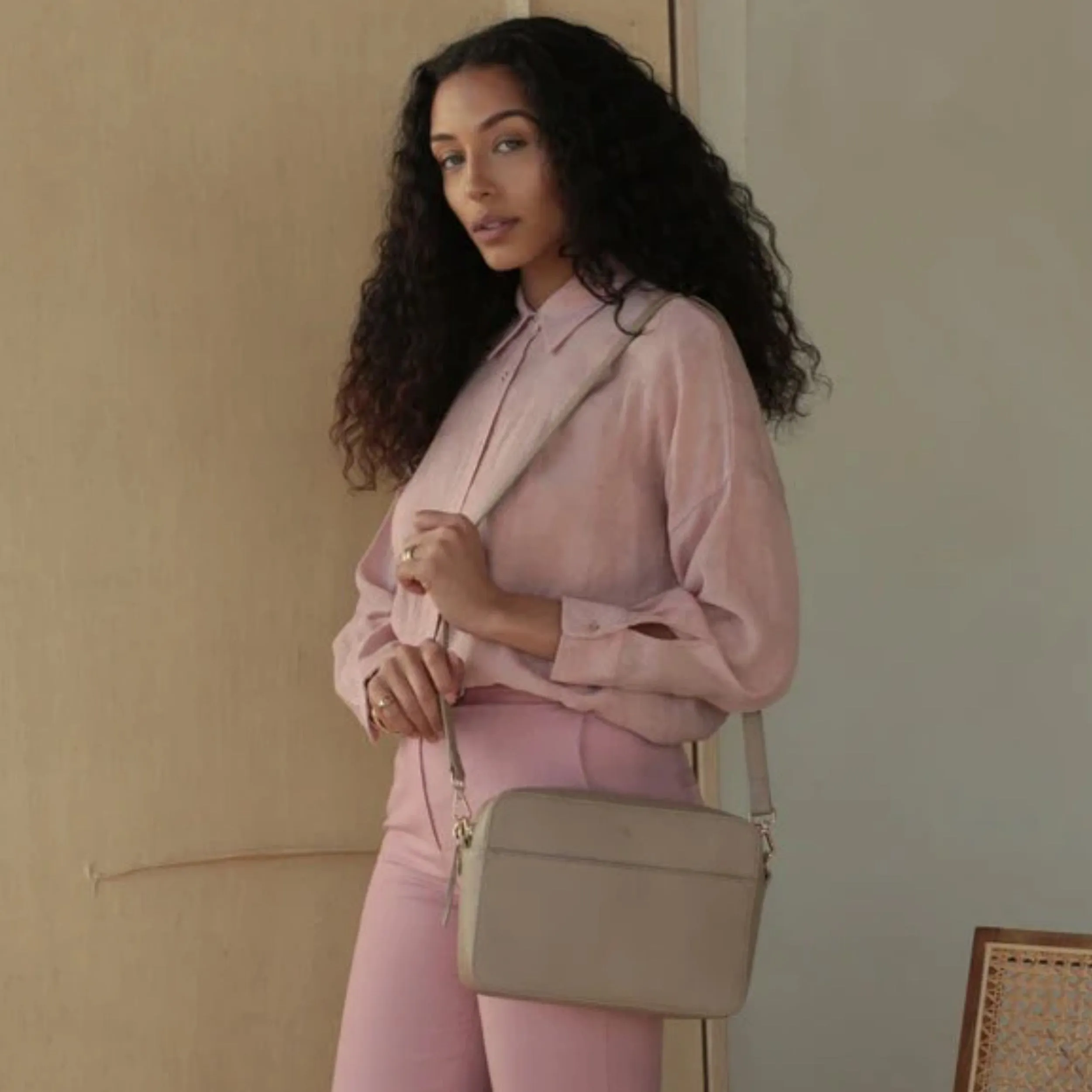Bloom Bag (Stone Pebble)