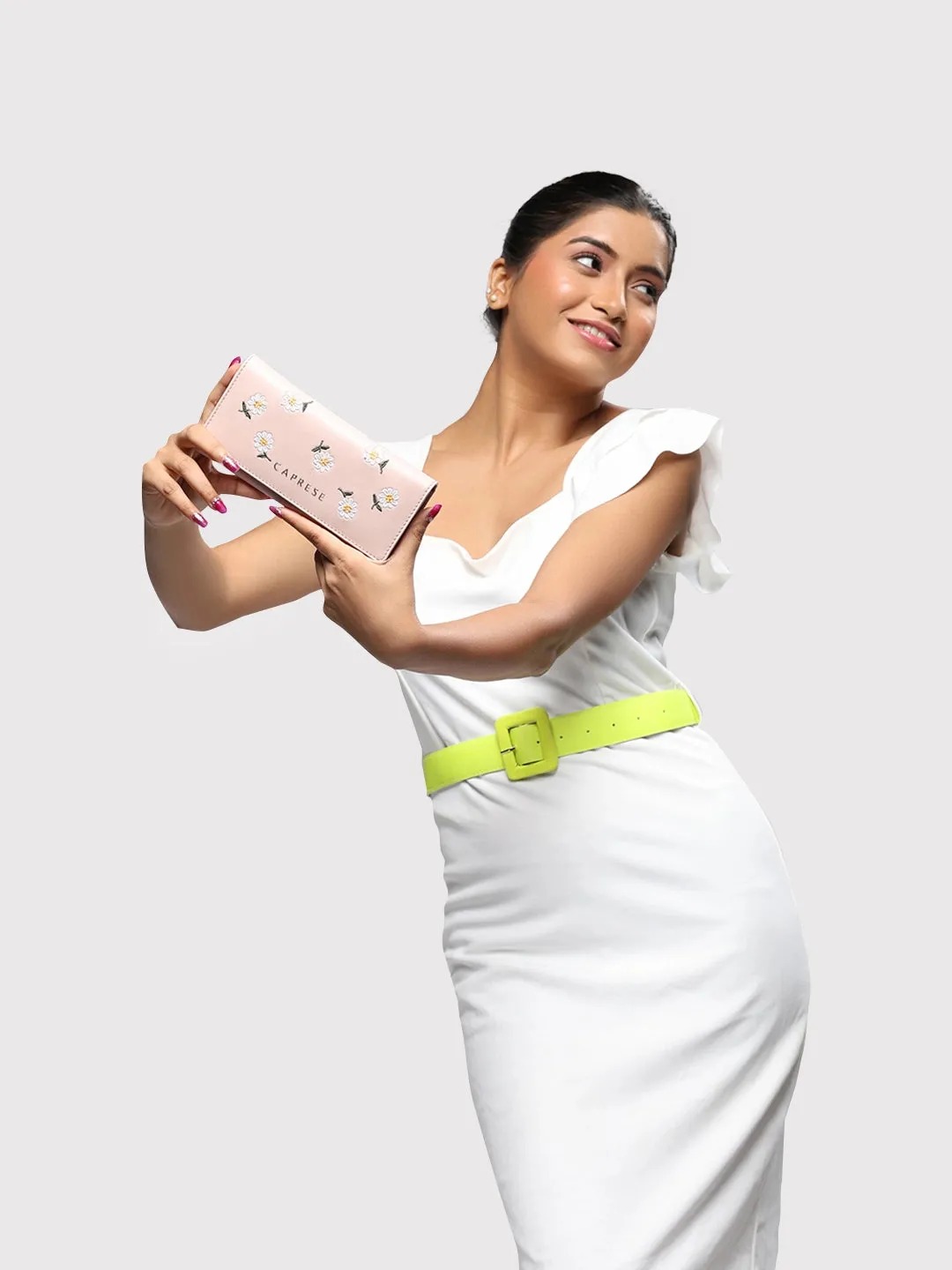 Caprese Kyle Falpover Wallet Medium Soft Pink