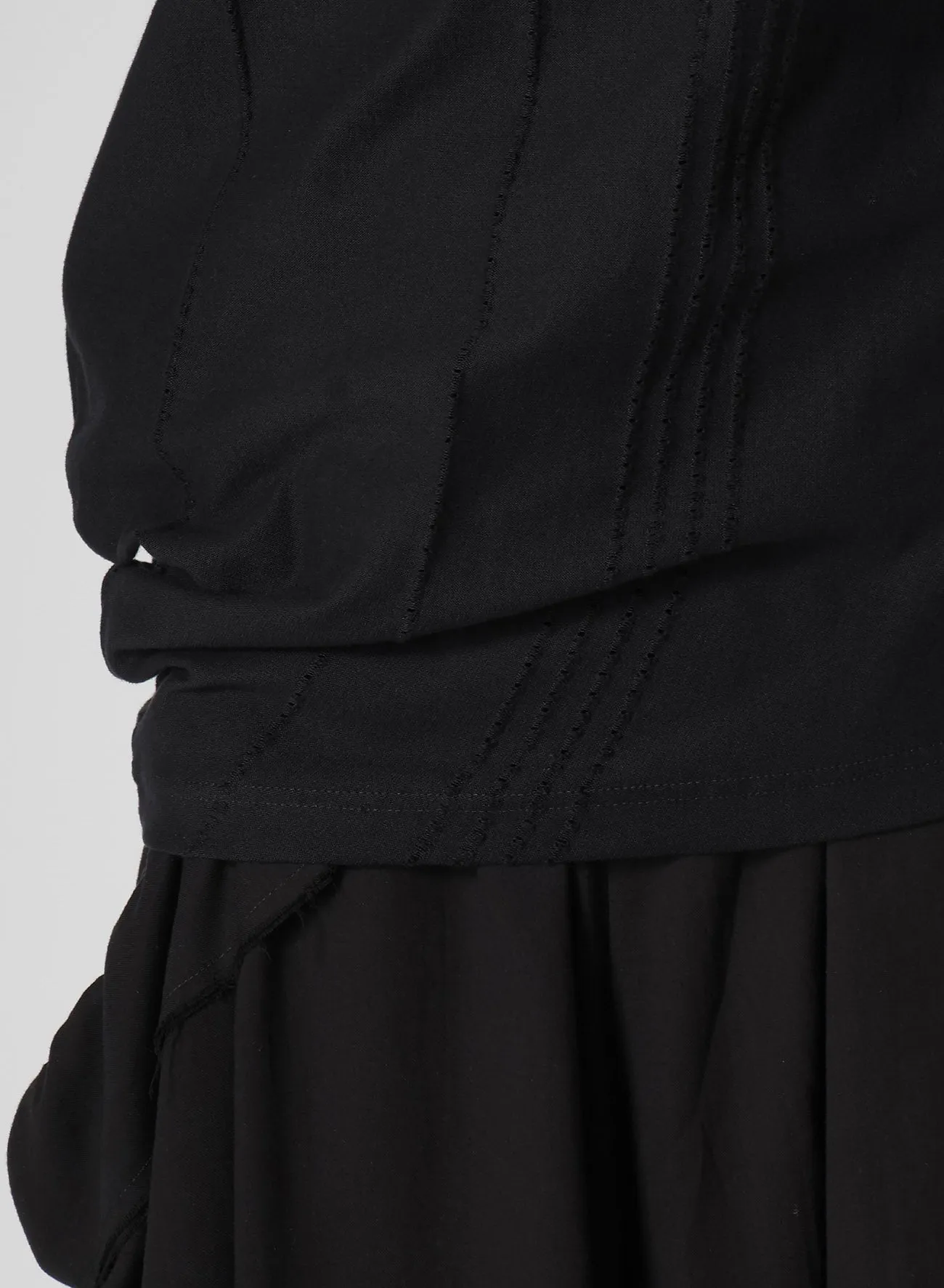 JACQUARD JERSEY HIGH NECK CRUNCHED SIDE T