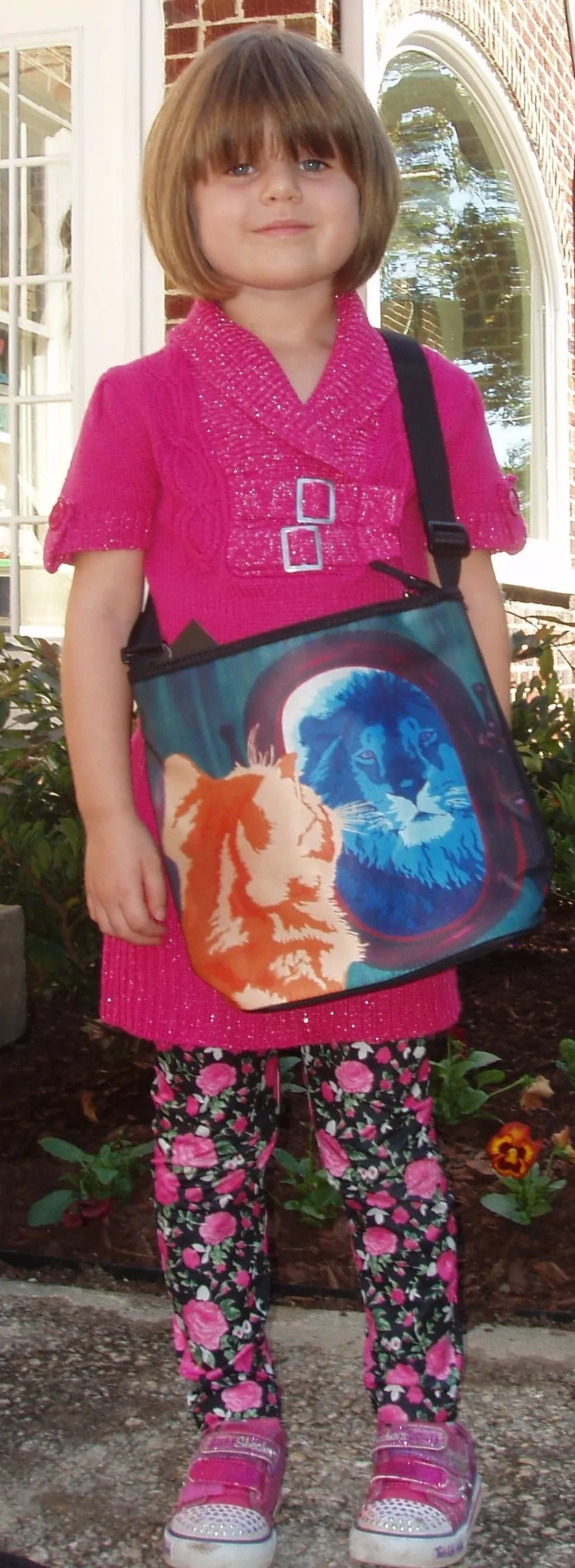 Manatee Kitten Cross Body Bag- Tanio Curiosity