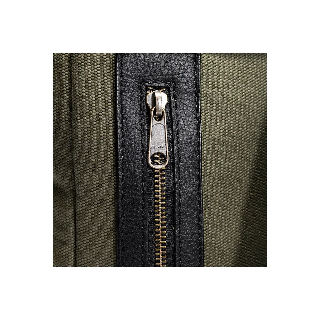 Tomcat | Green | Cotton Canvas | Black leather