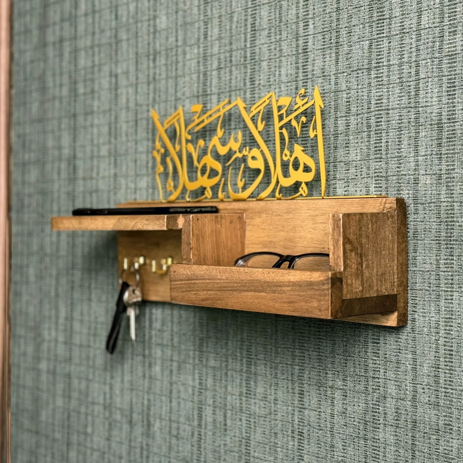 Wood Key Holder - Ahlan Wa Sahlan Arabic Calligraphy Muslim Home Decor